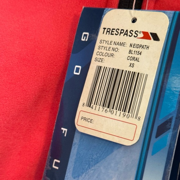 Vintage NWT Trespass Softshell‎ Ski Snownoard Jacket Womens XS Coral Cream READ - Picture 4 of 12